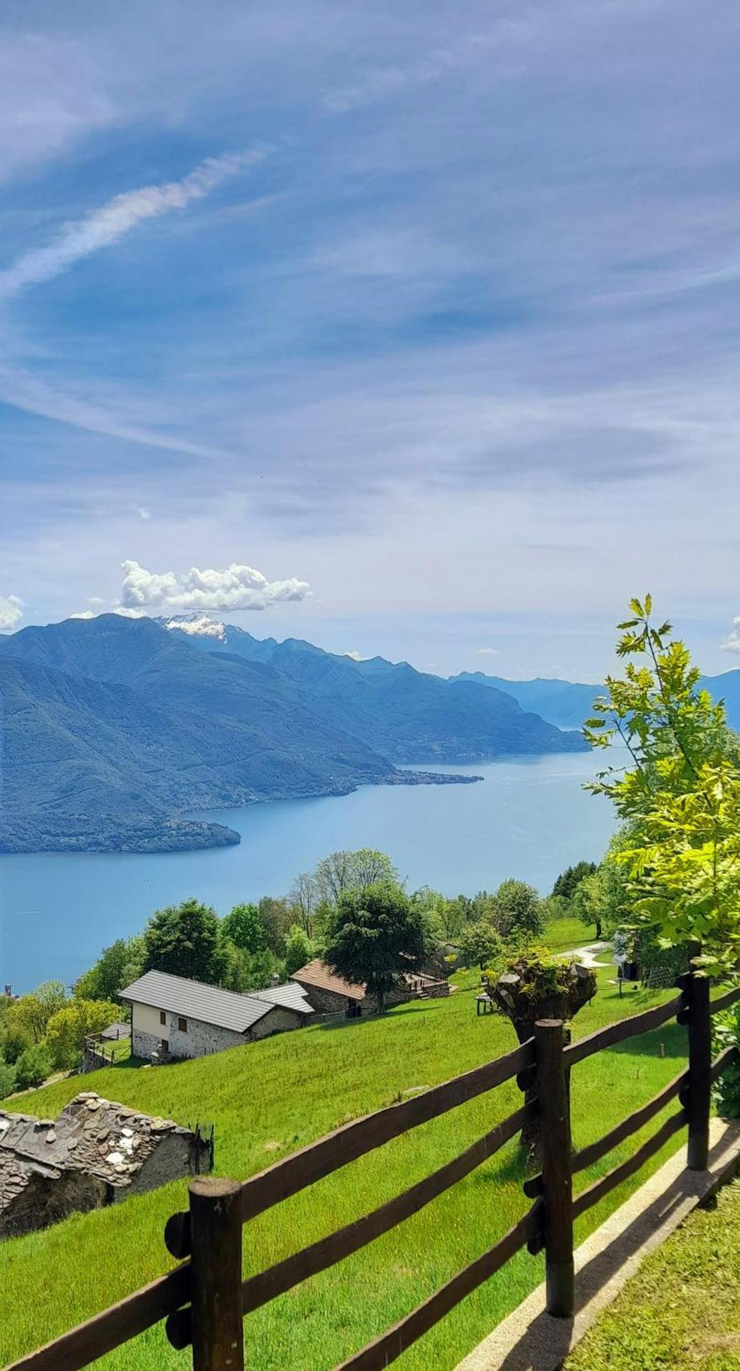 Lake Como Borgo Vignola Cremia Luaran gambar